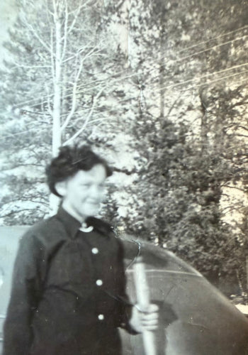 Grandmother - kyé7e