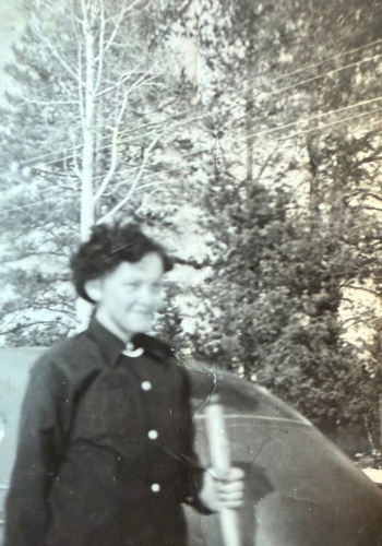 Grandmother - kyé7e